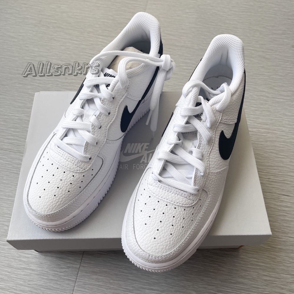Nike Air Force 1 Classic Black White 🐼 Shoes Sneakers - Picture 2 of 4